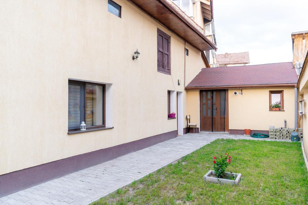 Mario'S Cozy Apartment Risnov Exterior photo